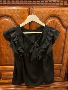 SHEIN Black Ruffle Tie-Back Womens blouse